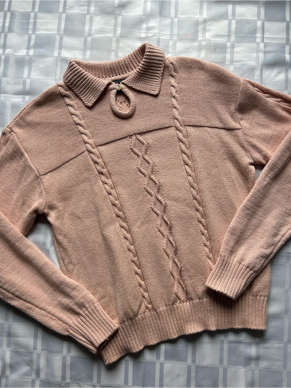 LizWear Soft Pink Vintage Cable-Knit Sweater with Peter Pan Style Collar
